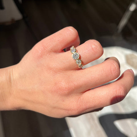 1.31ctw Old European Cut Diamond Graduated Bezel Band