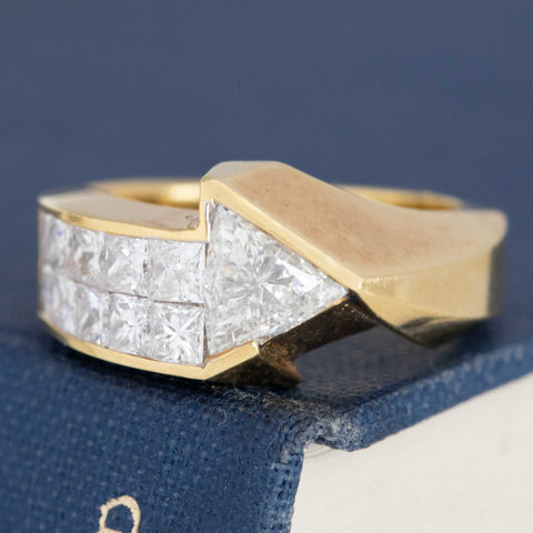 1.43ctw Vintage Arrow Motif Diamond Ring