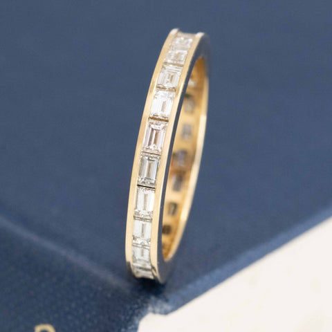 1.47ctw east-west baguette cut diamond eternity band in 18kt yellow gold – alternate view 3