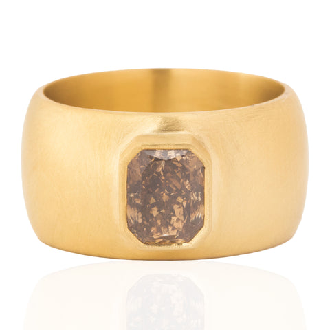 1.51ct Radiant Cut Diamond Cigar Ring