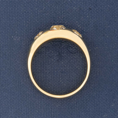 Antique sparkle three-stone ring, old cut diamonds