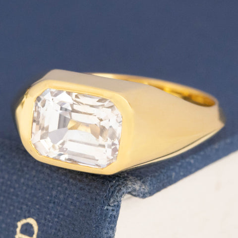 2.93ct Light Yellow (No Heat) Sapphire Bezel Solitaire