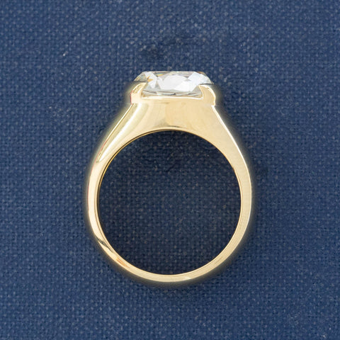 4.02ct Oval Cut Diamond Half-Bezel Solitaire, GIA M VS2
