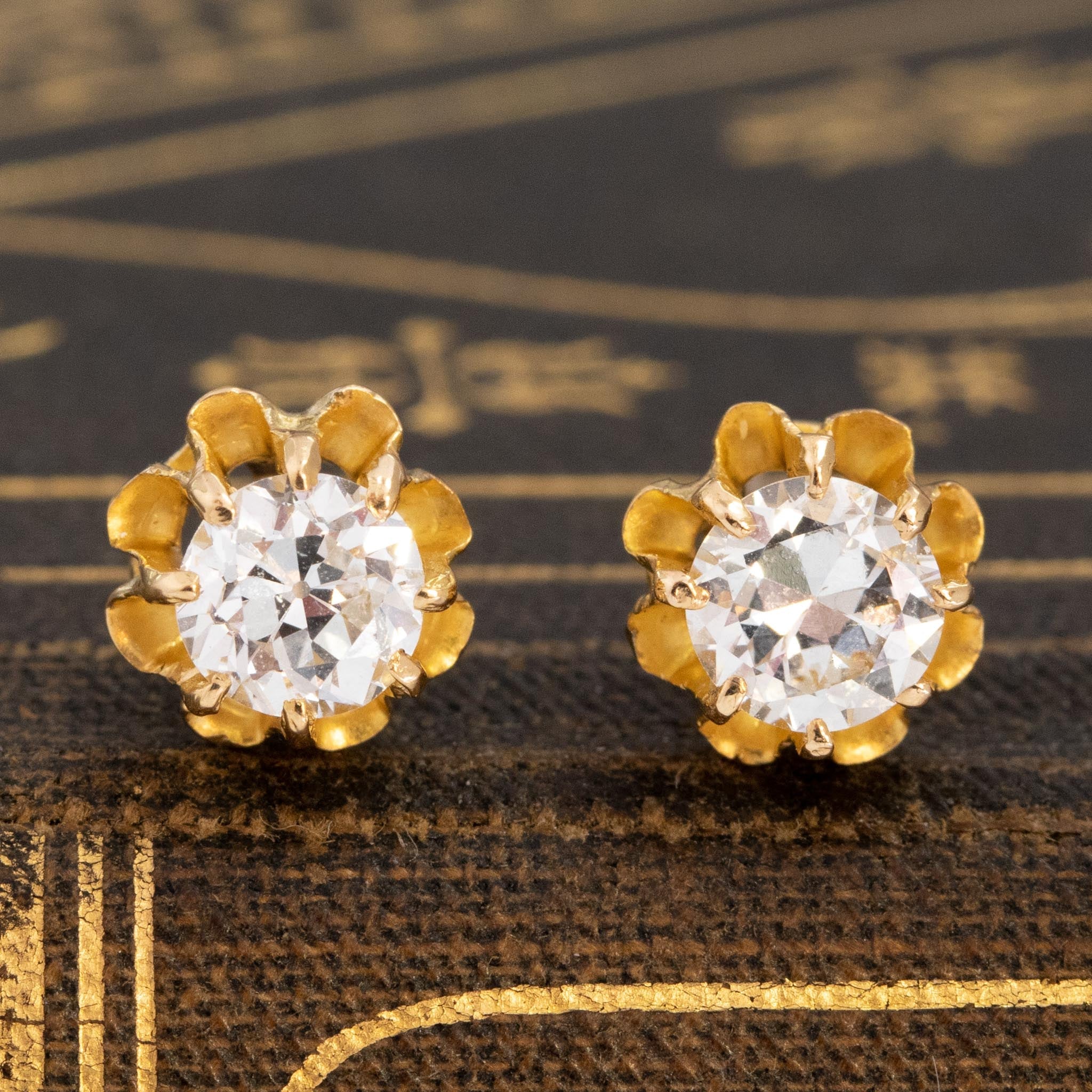 Vintage 70’s 10K Gold Diamond store Buttercup Earrings