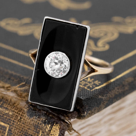 Antique jubilee cut white sapphire and onyx dinner ring in 14kt yellow gold – alternate view 5