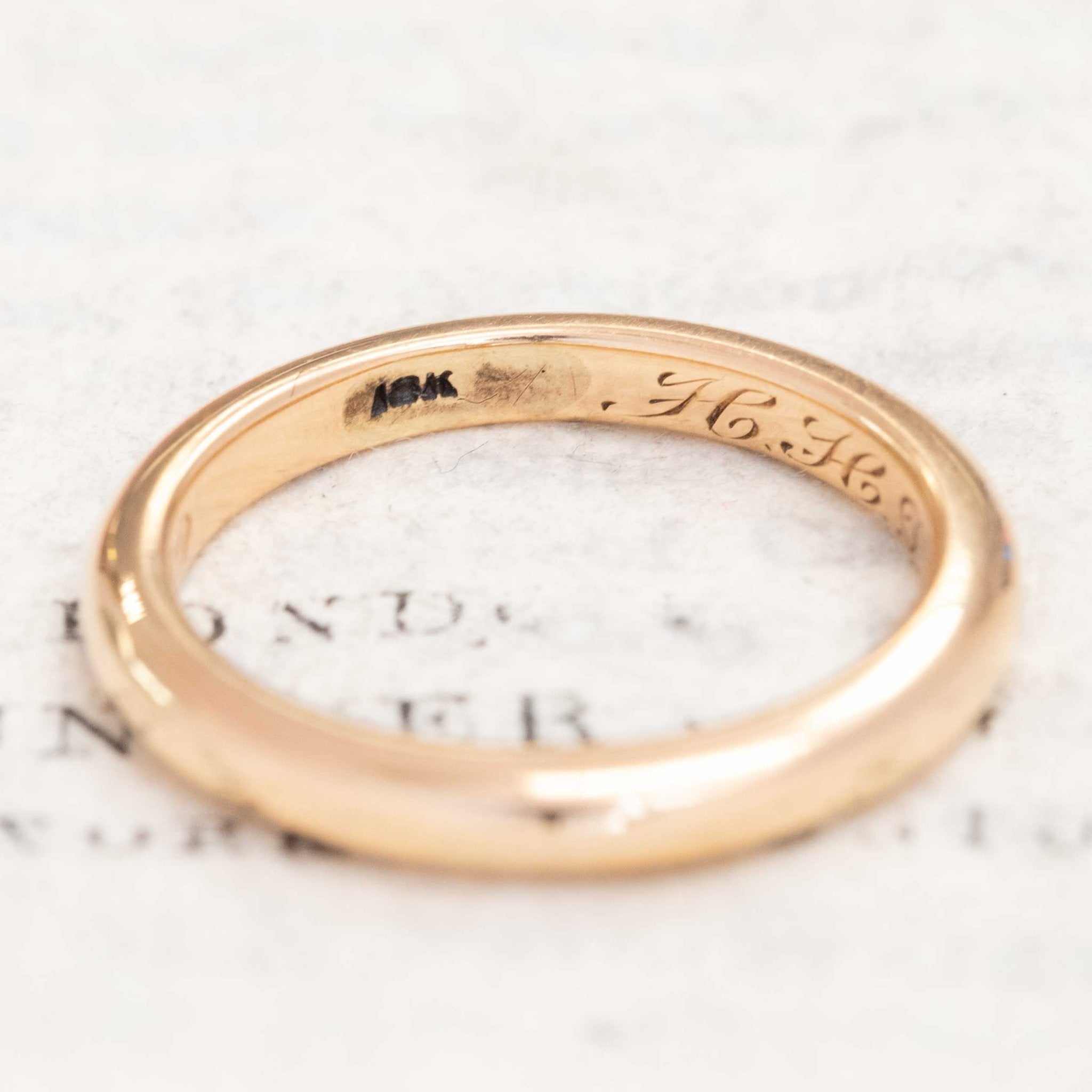 Rare antique 18kt gold wedding ring, collectible heirloom jewelry.