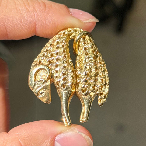 Vintage Cartier Toison d'Or Golden Fleece pendant in 18kt yellow gold – alternate view 2