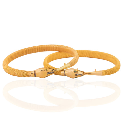 Victorian Revival diamond serpent bangle in 18kt yellow gold, English – alternate view 8