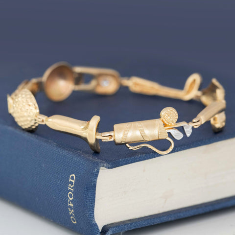 Vintage Golf Motif Charm Bracelet