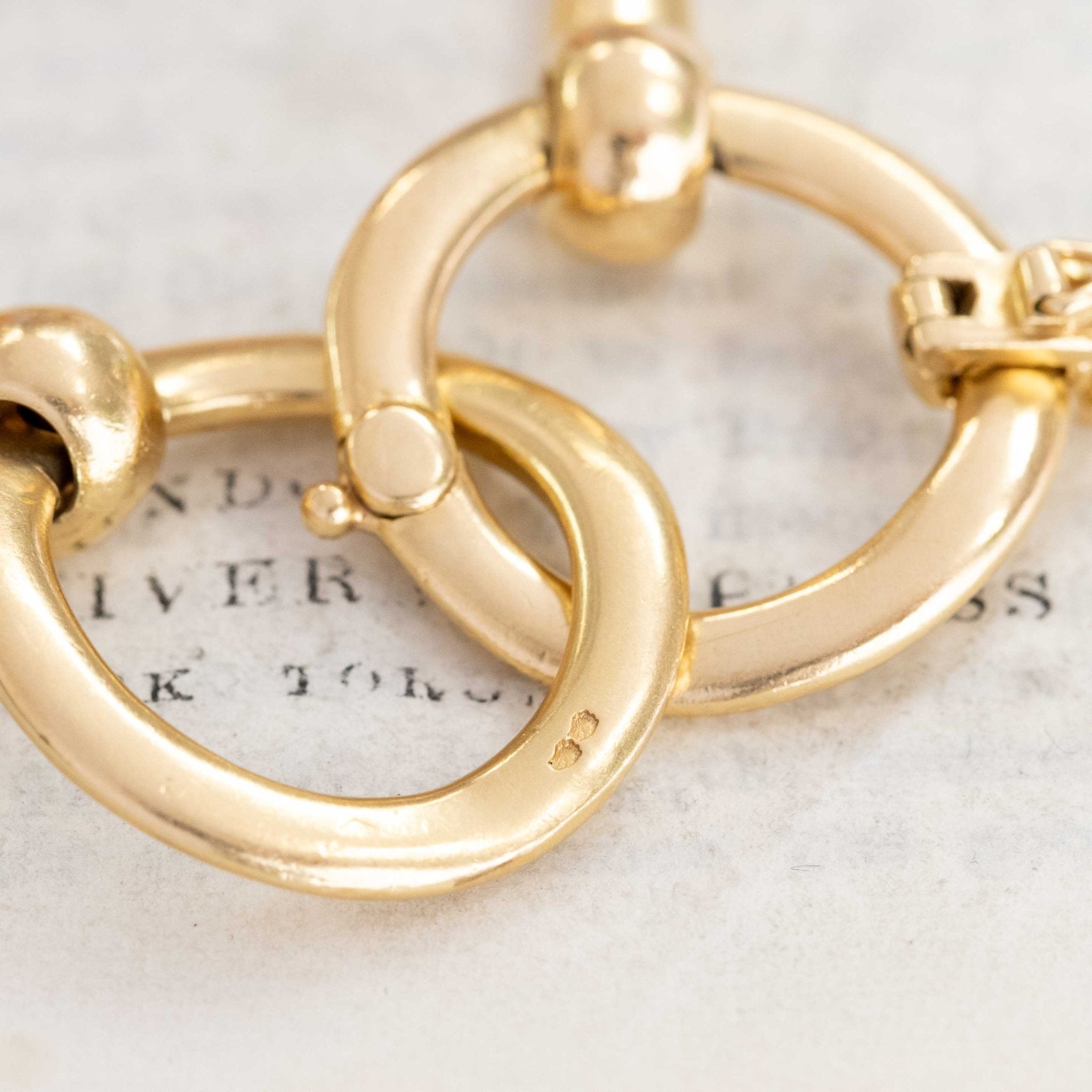 French hallmarks on vintage gold bracelet, hidden clasp