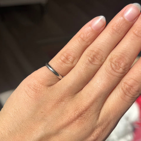 Vintage Tiffany & Co. petite half round band in 18kt white gold – alternate view 2