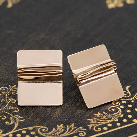 Vintage 1980s ripple motif rectangular gold disc earrings in 14kt yellow gold – alternate view 3