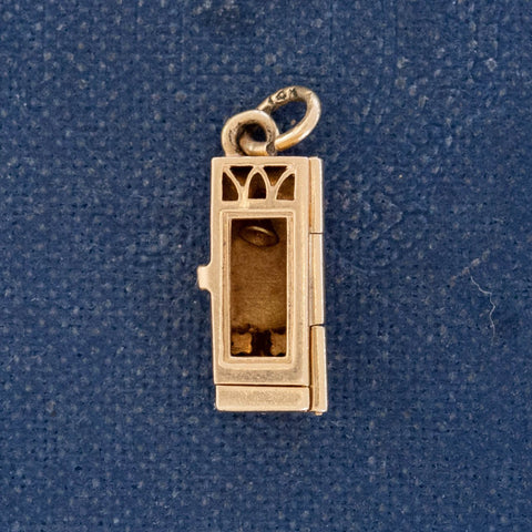 Vintage Shower Stall Charm
