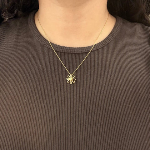 Vintage Tiffany & Co. Paloma Picasso 18K gold daisy flower pendant necklace – alternate view 2
