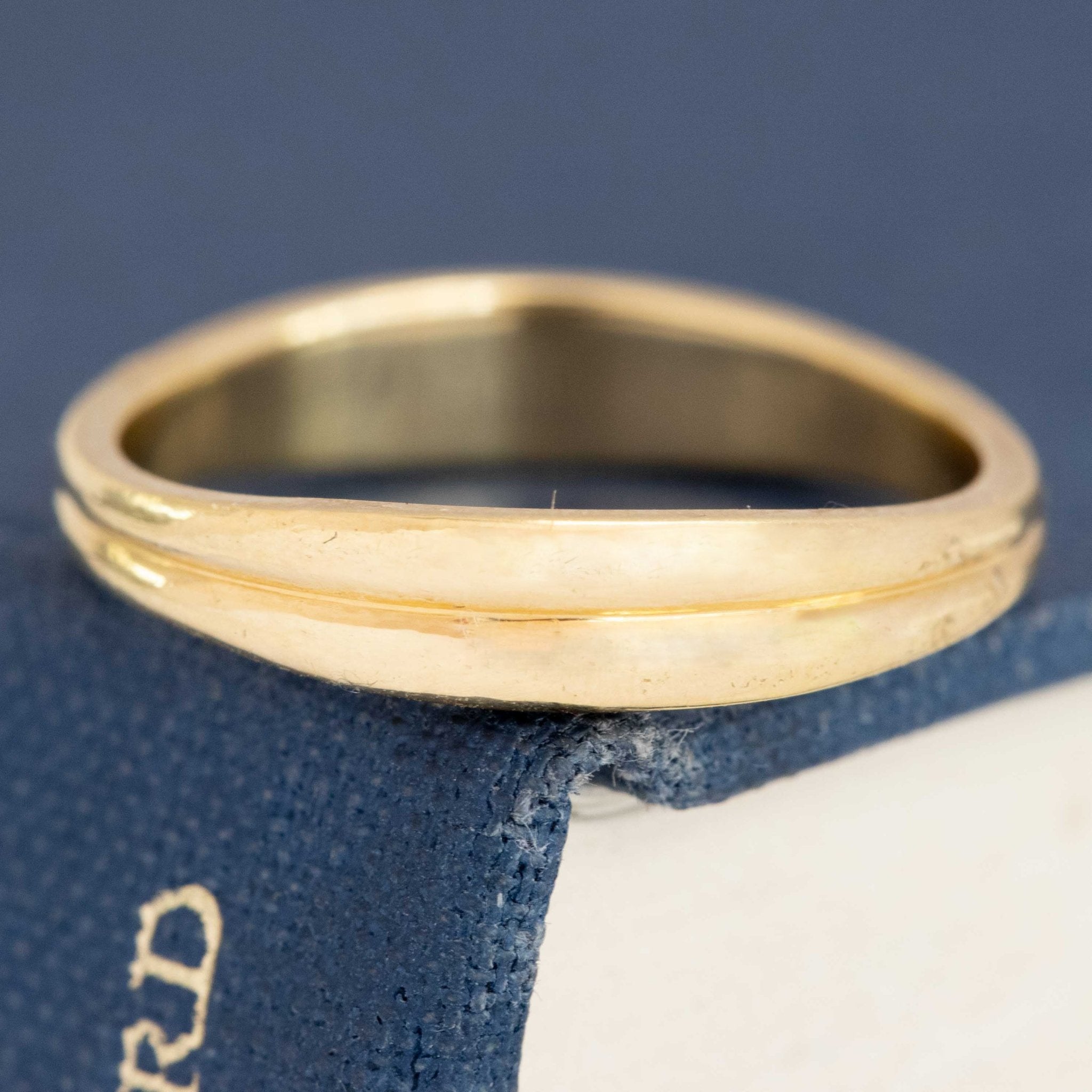 Vintage Tiffany collectible rolling ring in tri-color 18K gold