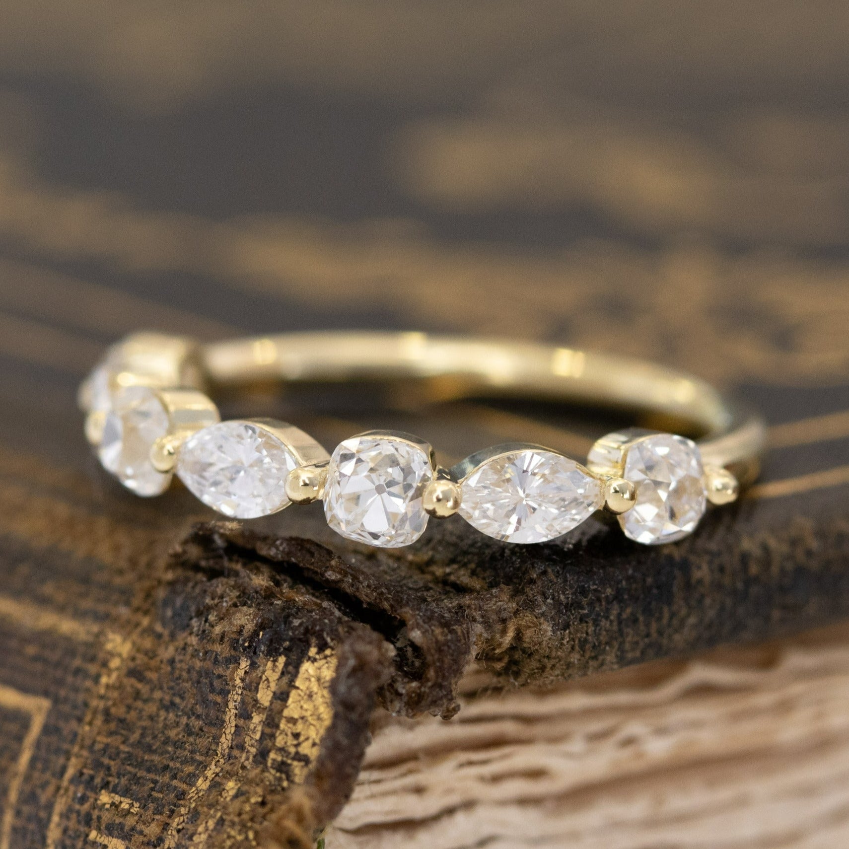 1.14CTW MIXED MARQUISE & OLD MINE CUT DIAMOND BAND