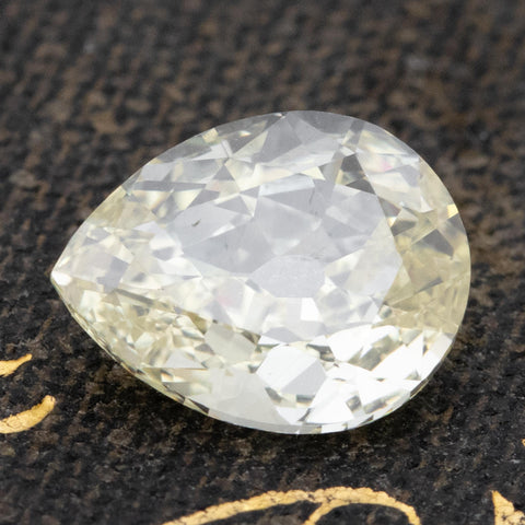 1.15ct Pear Cut Diamond, GIA Y-Z VVS2