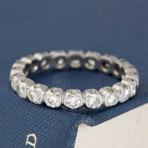 1.25ctw Round Cut Diamond Eternity Band