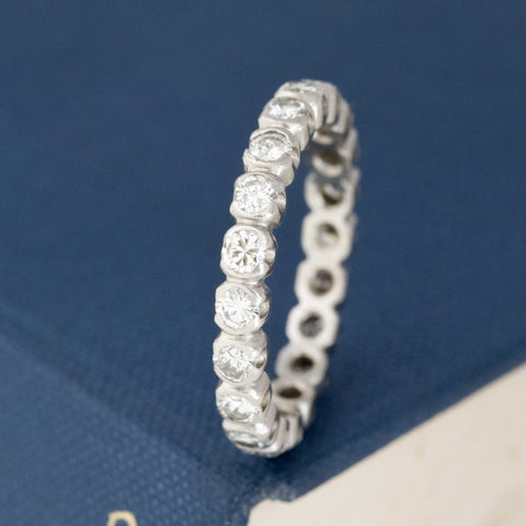 1.25ctw Round Cut Diamond Eternity Band
