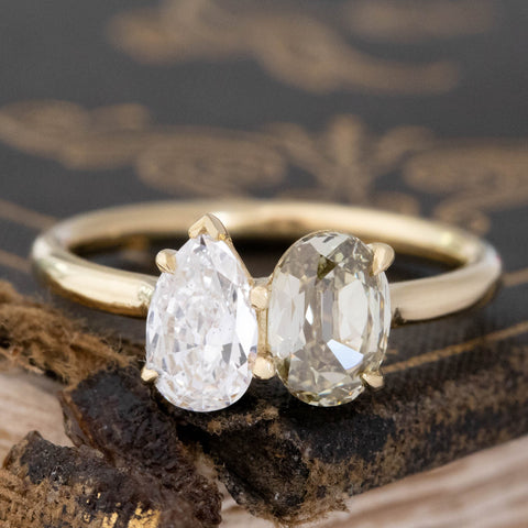 1.35ctw Oval & Pear Cut Diamond Toi et Moi, GIA