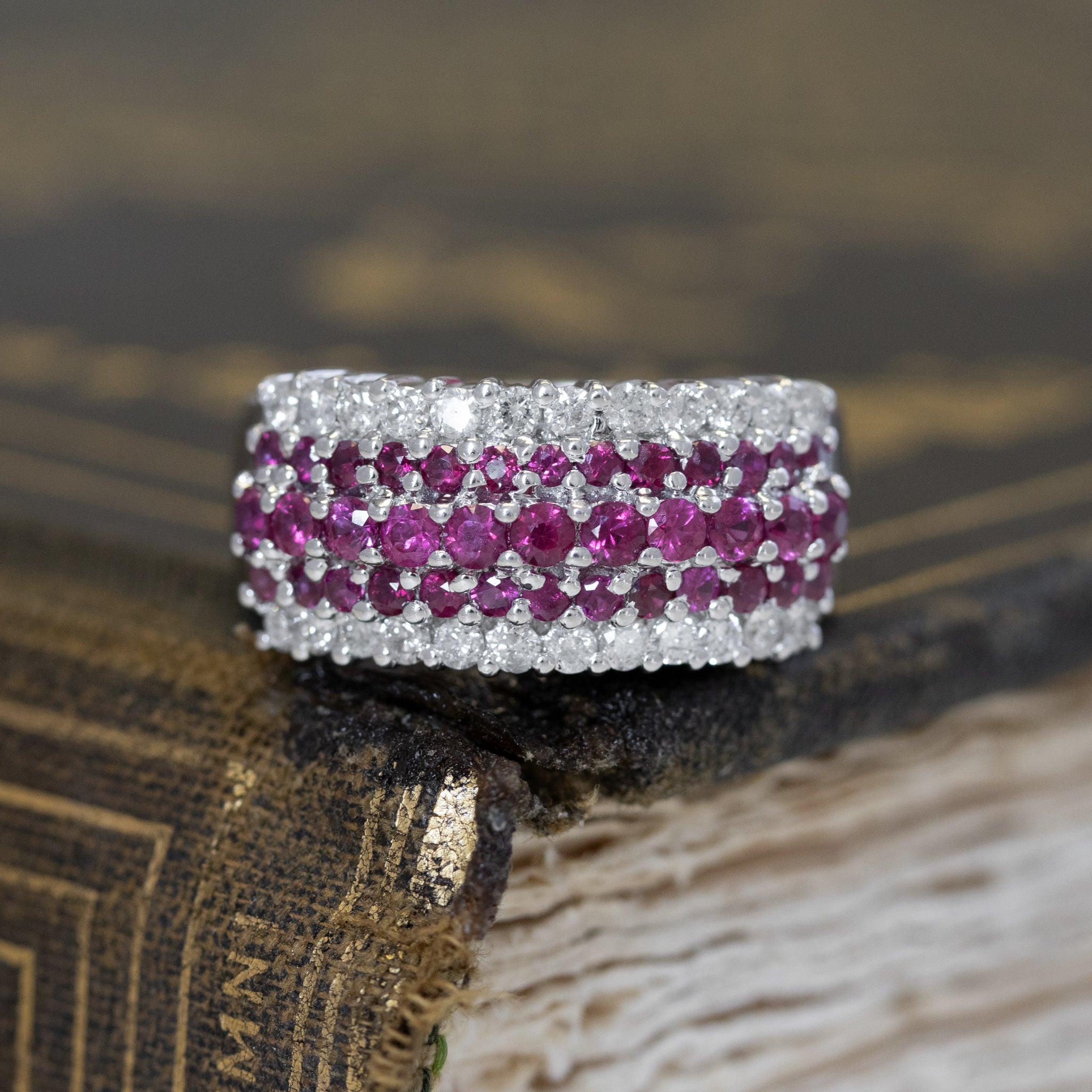 1.42ctw Ruby & Round Brilliant Cut Diamond Band