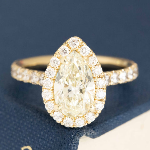 1.43ct Pear Cut Halo Wedding Ring Set