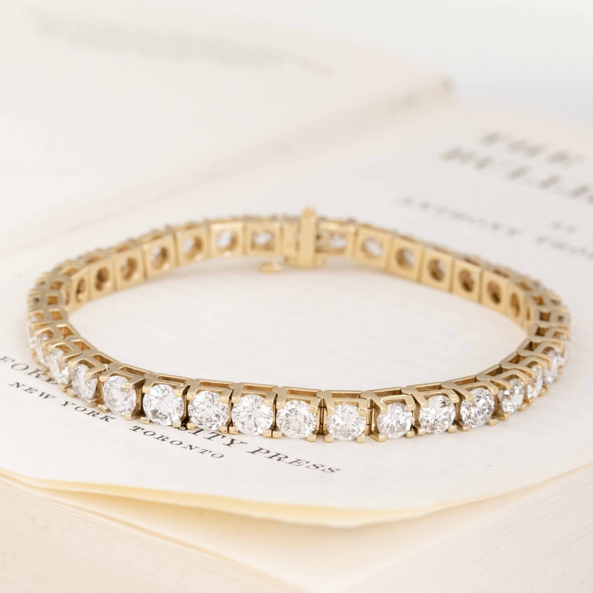 15.80ctw Round Brilliant Cut Diamond Tennis Bracelet