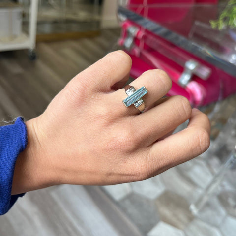 1.61ctw Aquamarine & Diamond Mod Ring