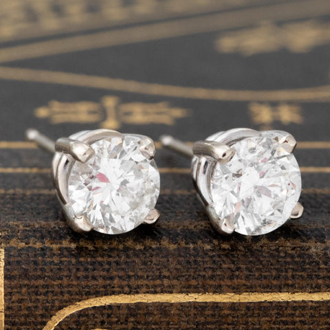 1.62ctw Round Brilliant Cut Diamond Stud Earrings