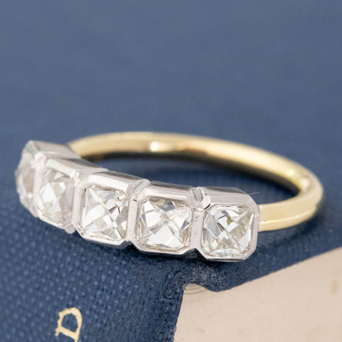 1.73ctw French Cut Diamond 5-Stone Bezel Band