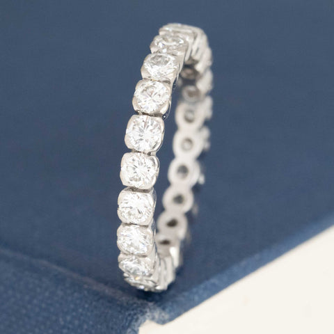 1.90ctw Vintage Round Brilliant Cut Diamond Eternity Band
