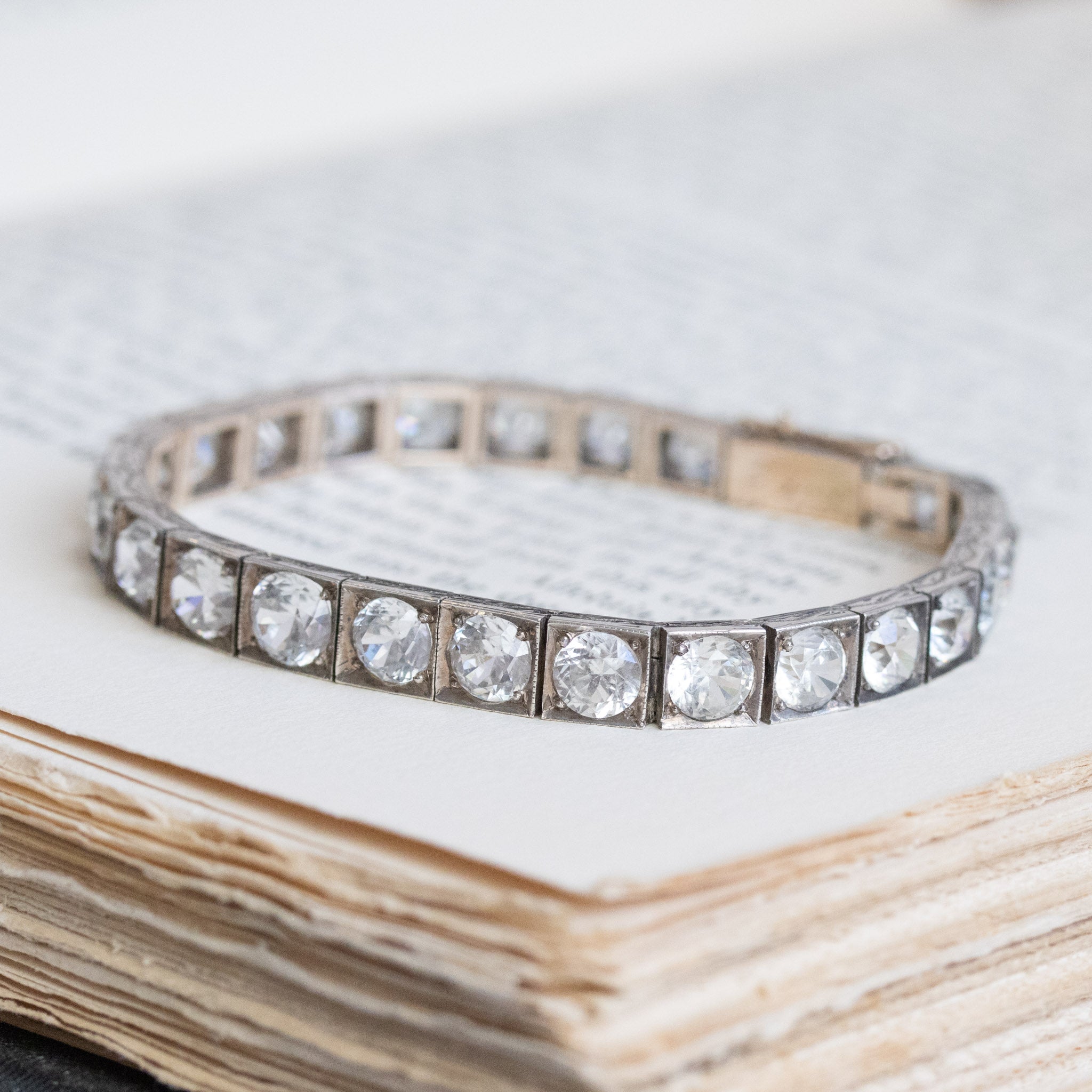 21ctw Vintage White Zircon Block Bracelet