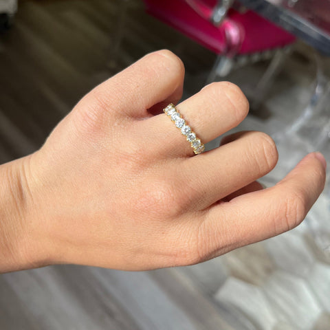 2.40ctw Round Brilliant Cut Diamond Eternity Band