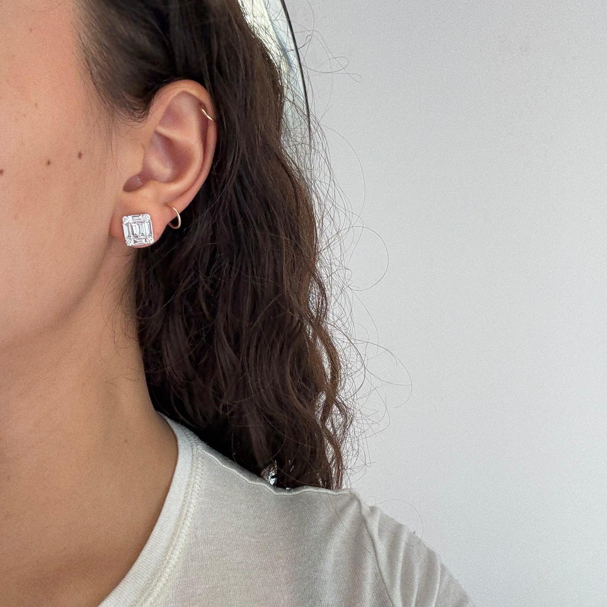 2.52ctw Baguette & Round Cut Diamond Mosaic Stud Earrings
