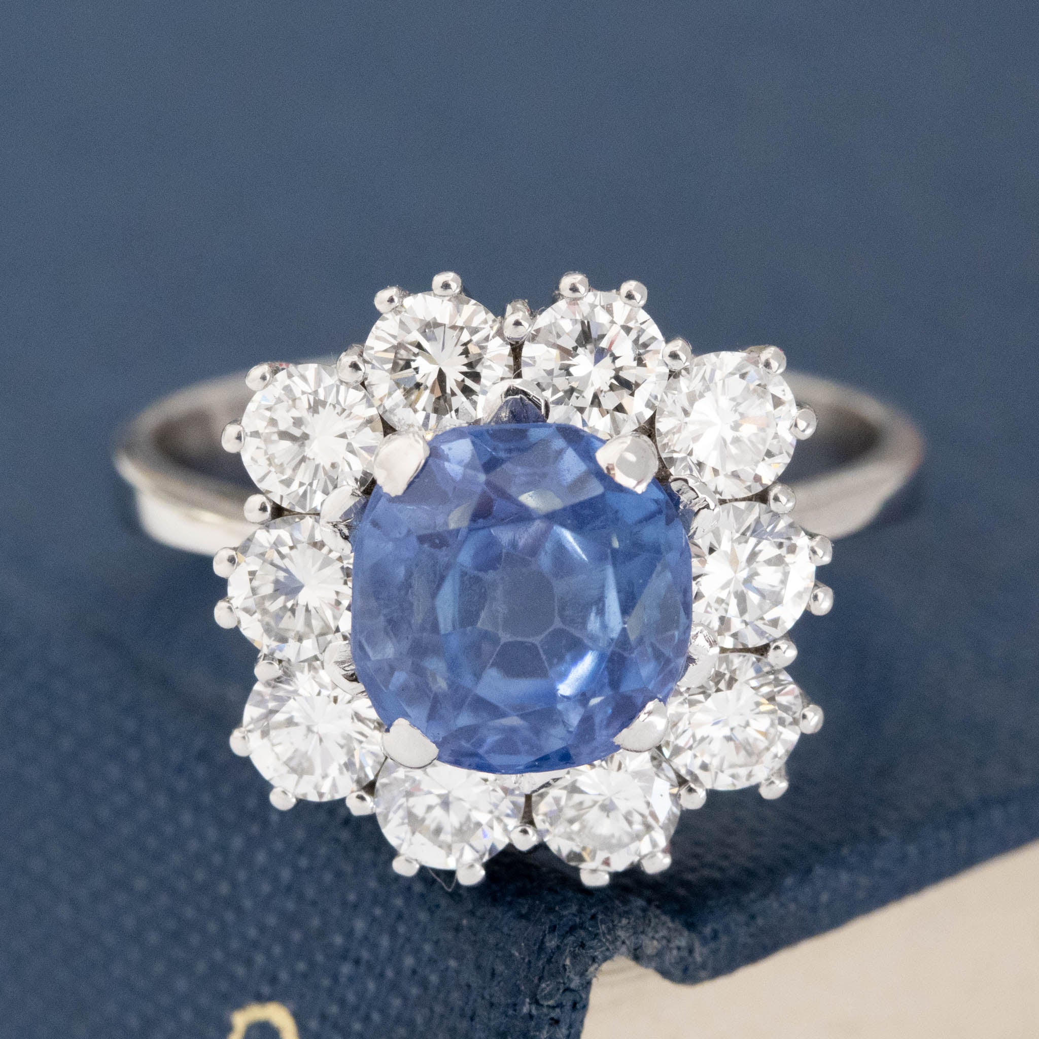 3.42CT ANTIQUE KASHMIR SAPPHIRE CLUSTER RING