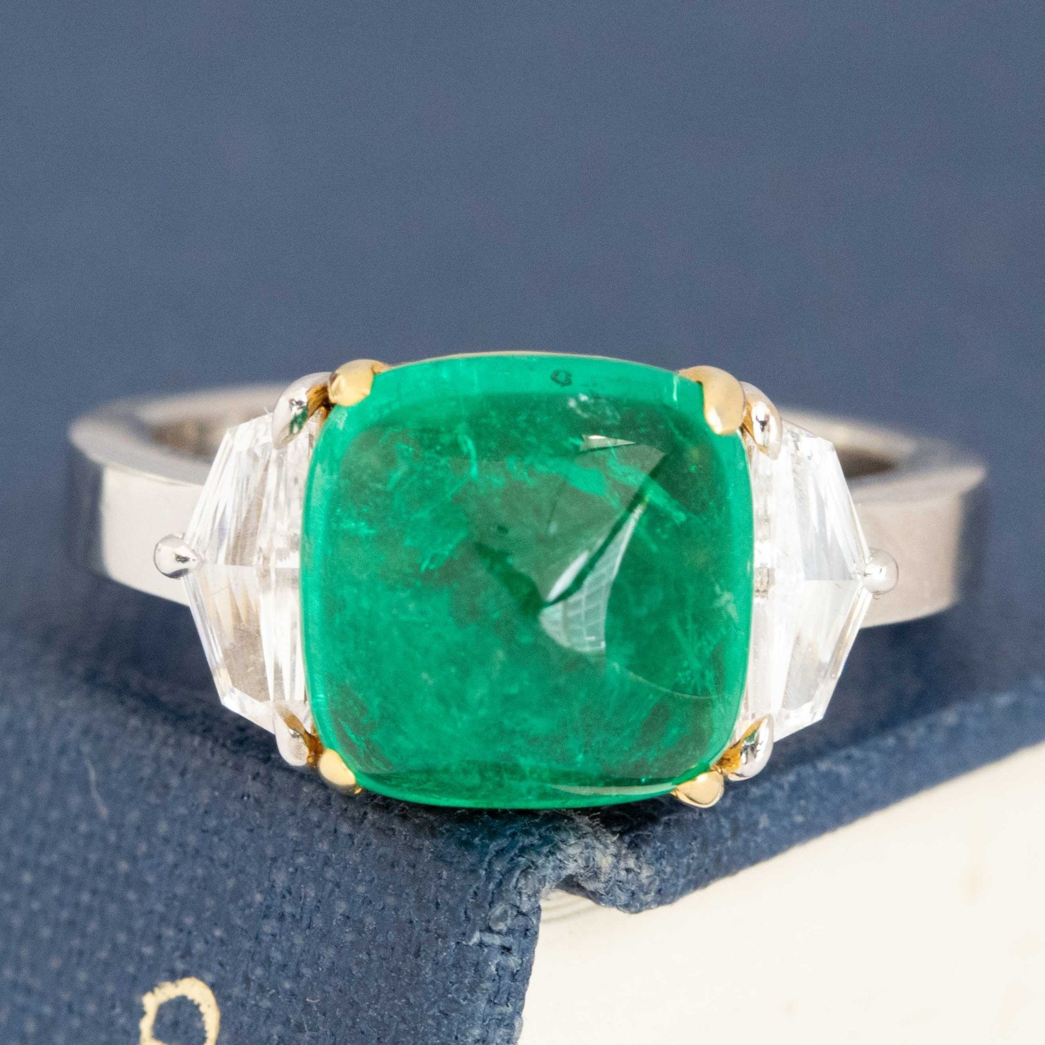 3.53ctw Vintage Colombian Sugarloaf Emerald Diamond Trilogy Ring, GIA