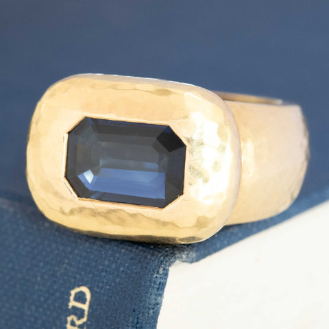 3.60ct Vintage No-Heat Sapphire Hammered Ring, by David Webb