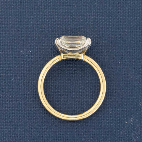Side view of 4.08ct antique diamond ring combining old-world charm and modern design.