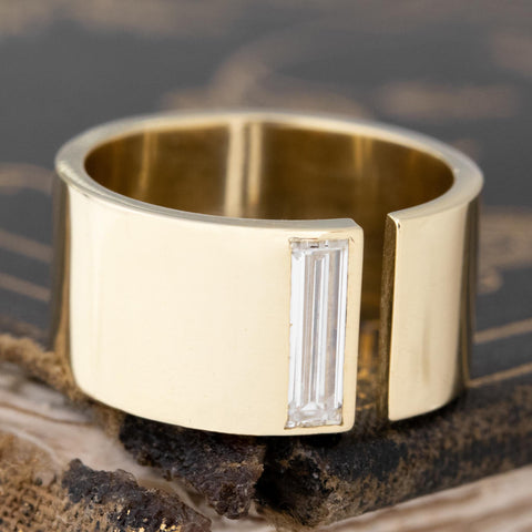 Antique lovers’ .45ct Baguette Cut Diamond Cigar Band in yellow gold, featuring rare Earth-mined Baguette Cut Diamonds.