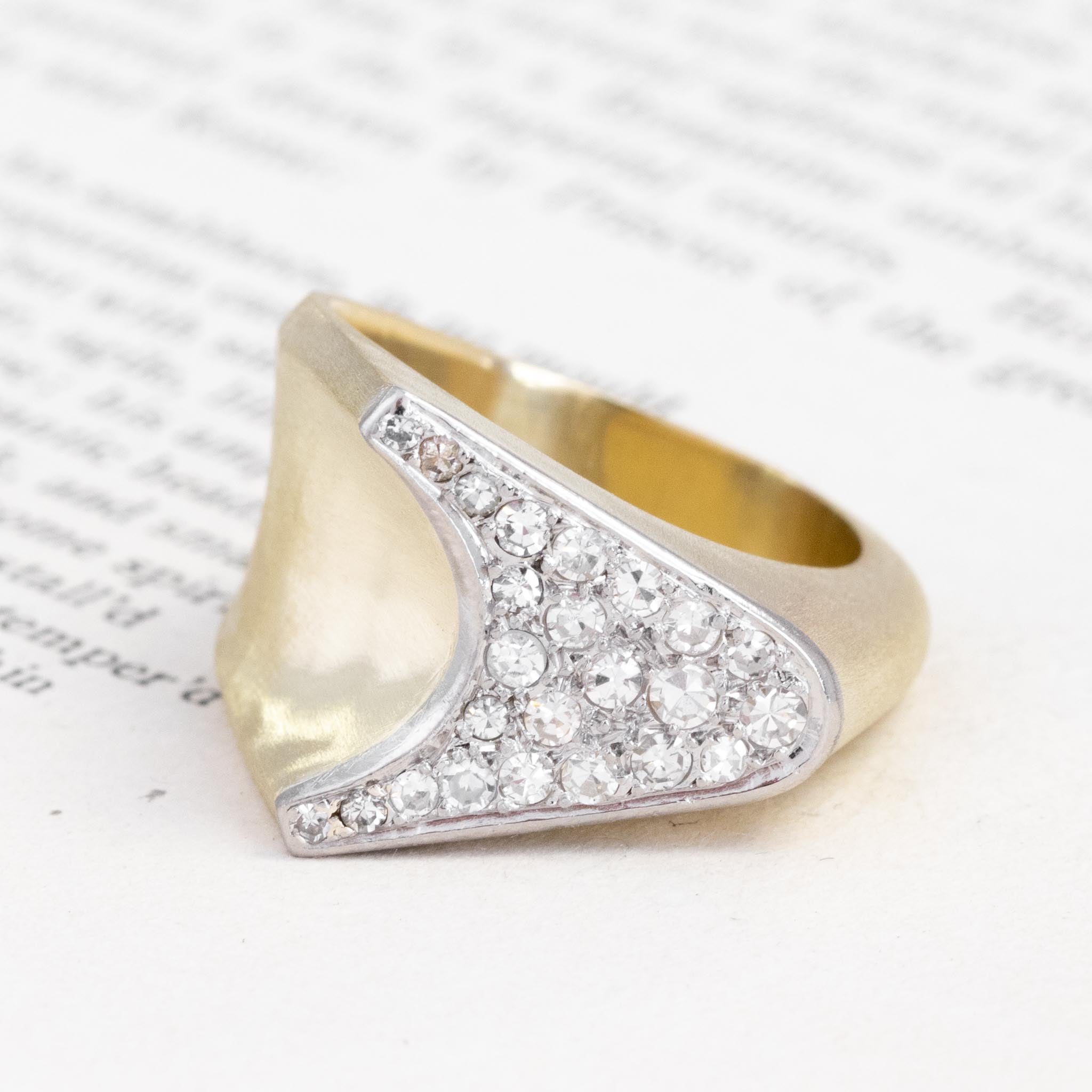 .68ctw Vintage V Diamond Dinner Ring