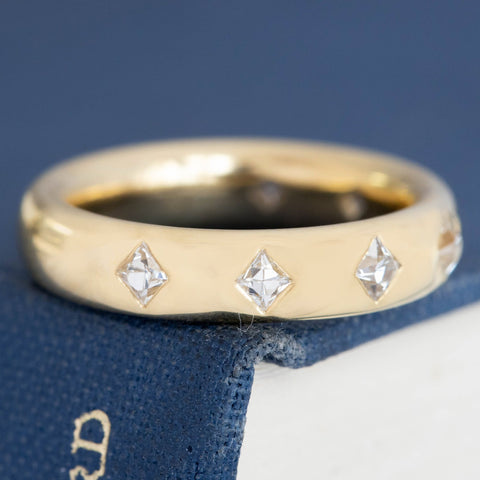 .73ctw French Cut Diamond Scatter Band