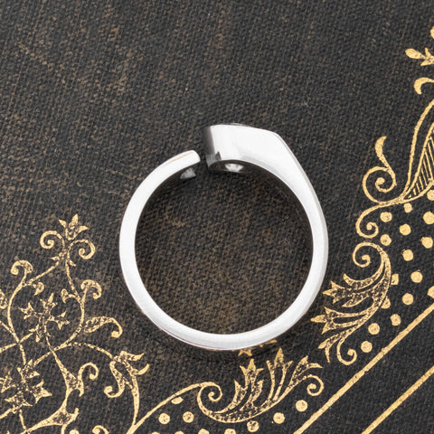 Side view of .81ct Old European Cut Diamond Open Cigar Band, natural Earth-mined Old European Cut Diamonds in platinum