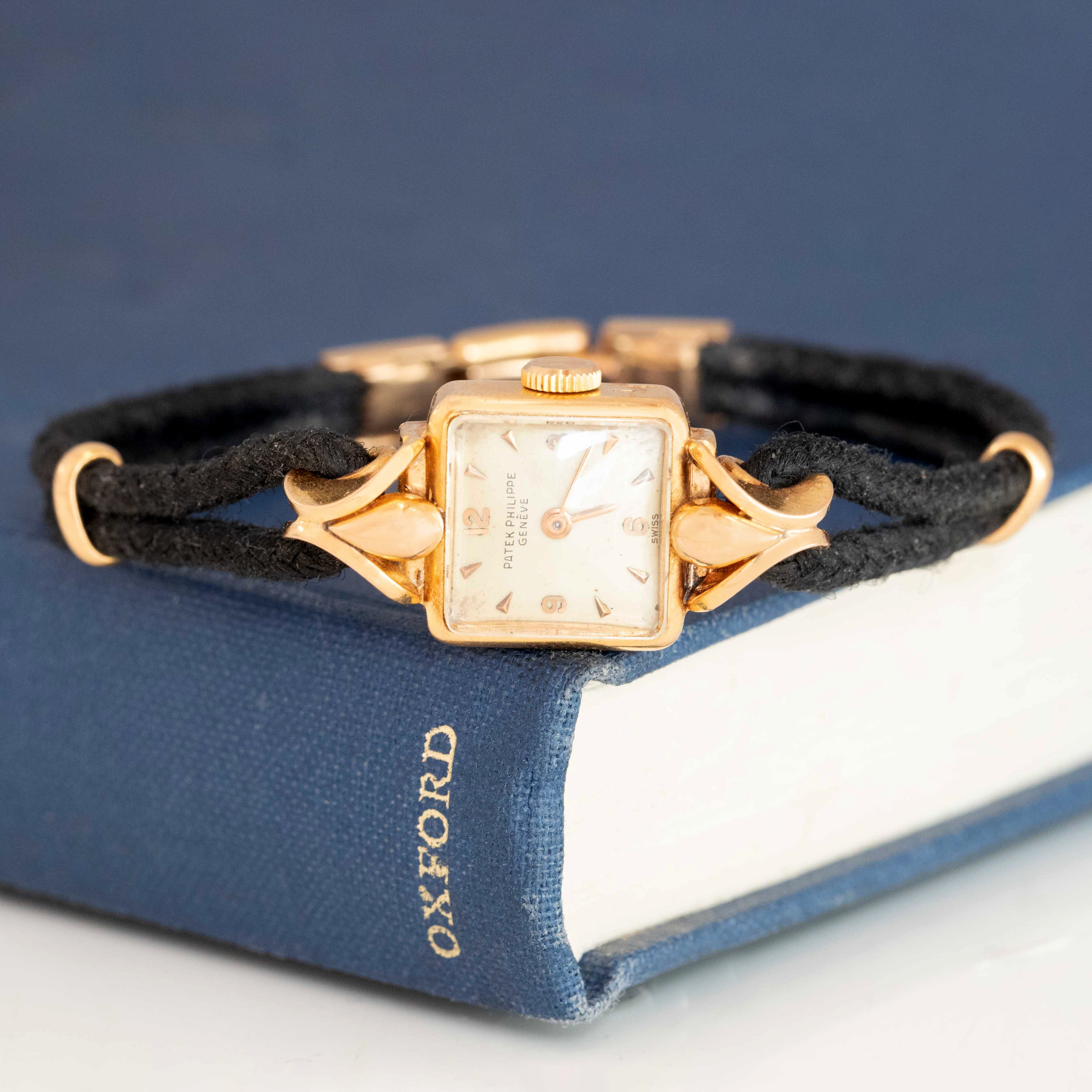 Vintage Patek Philippe ladies 18kt gold wristwatch