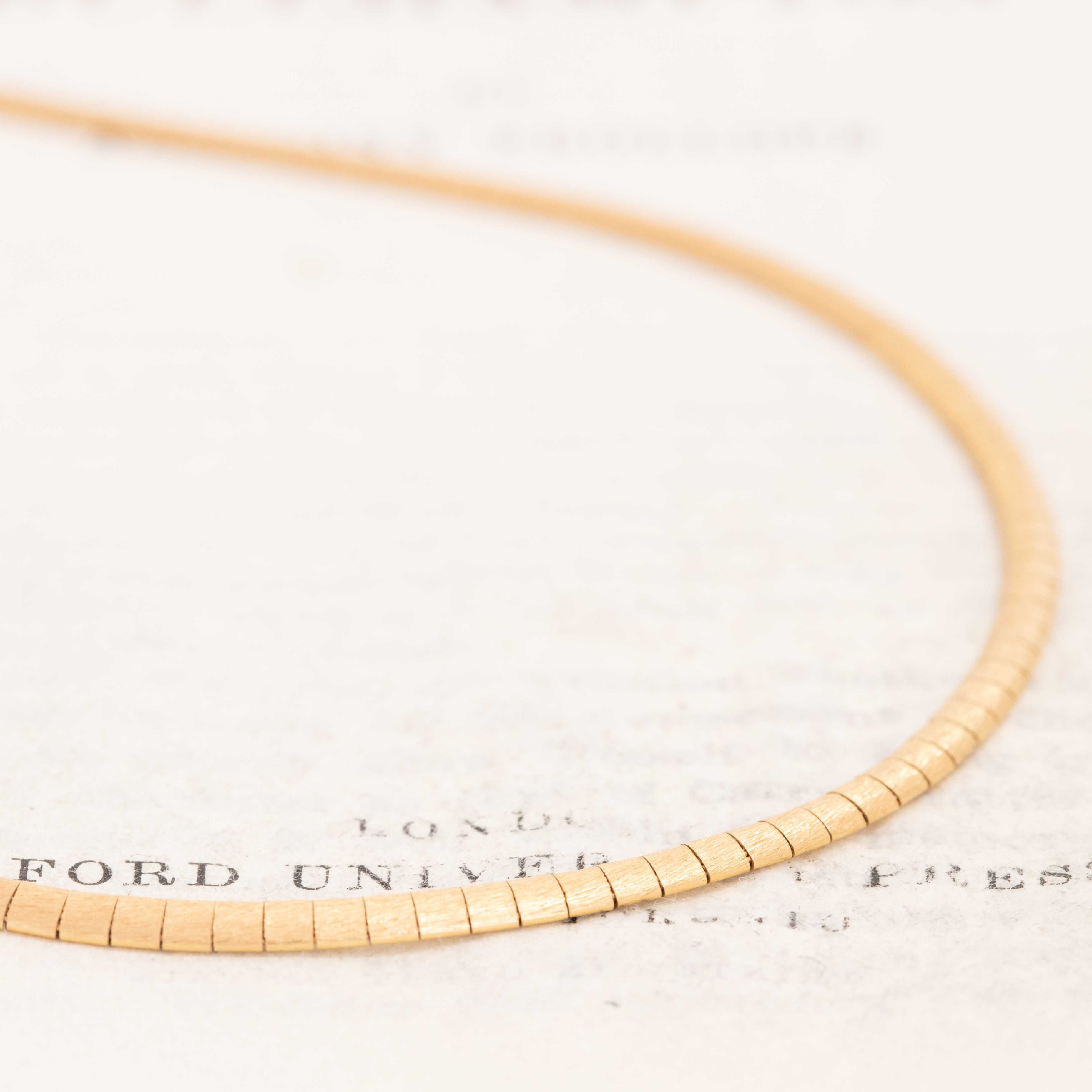 Italian vintage omega chain with soft satin finish