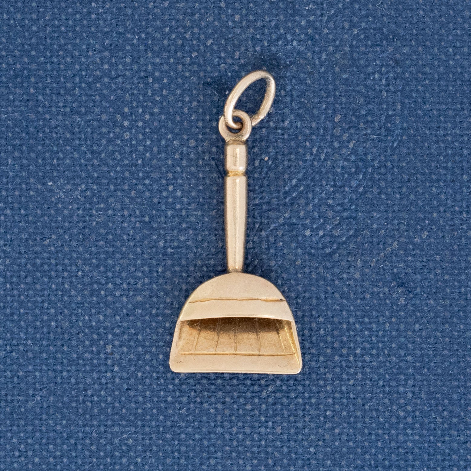 Vintage Dust Pan Charm