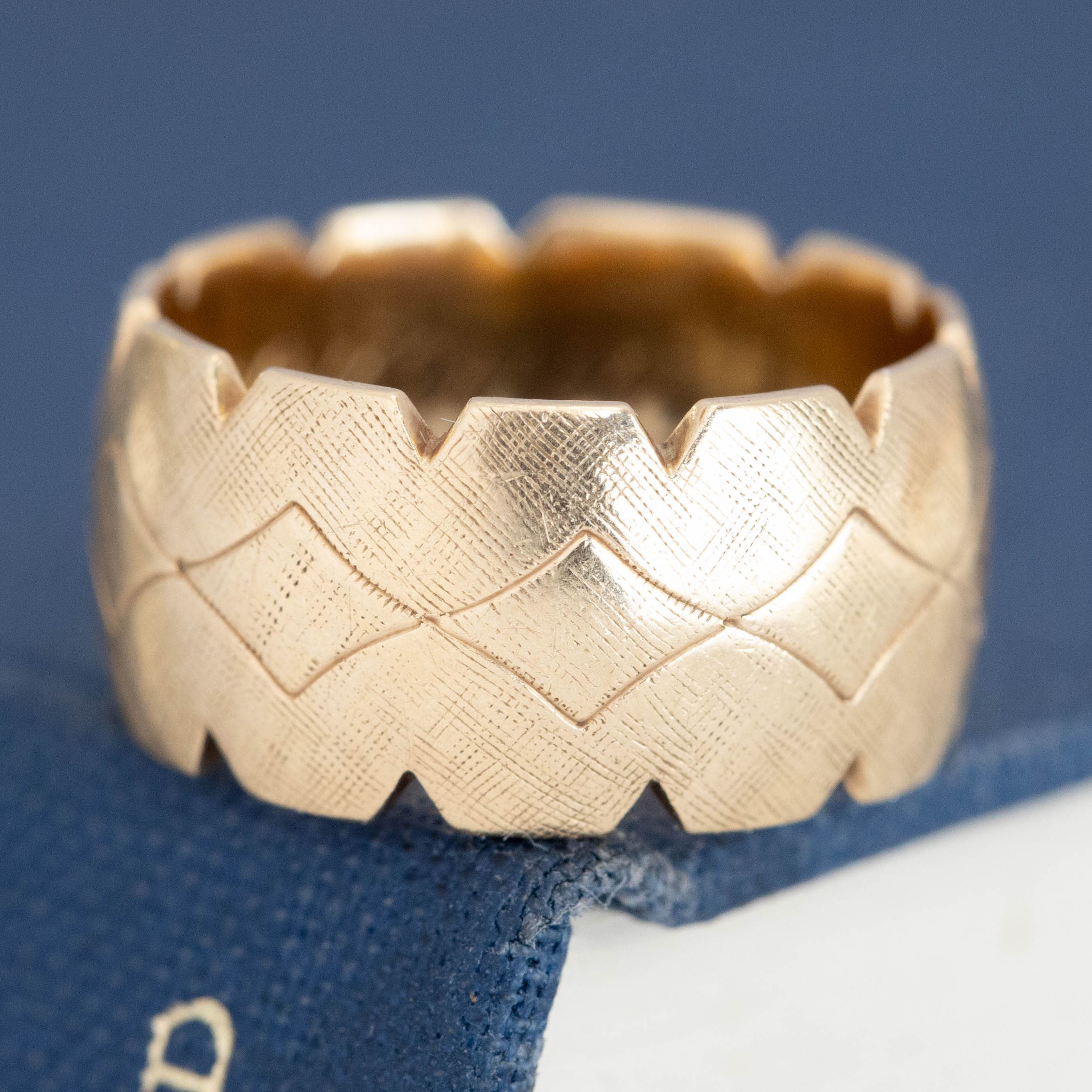 Vintage Etched Cigar Band, c. 1963