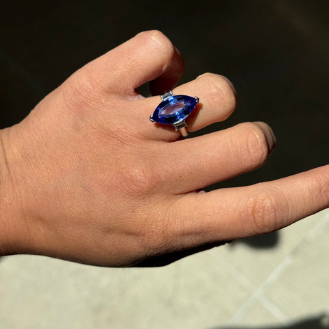 7.04ctw Vintage Tanzanite & Diamond Ring