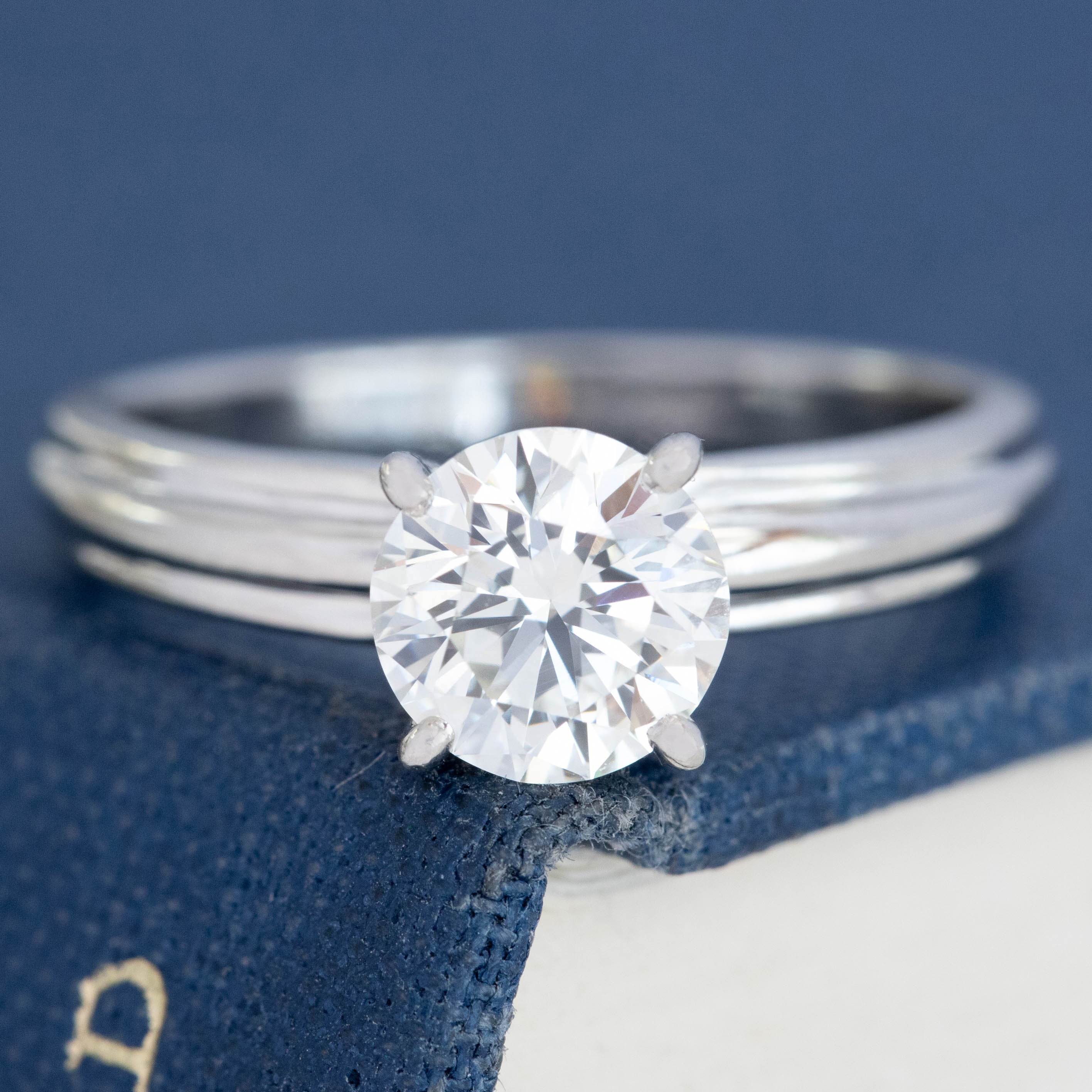 1.04ct Vintage Round Brilliant Cut Diamond Solitaire, GIA J VS2