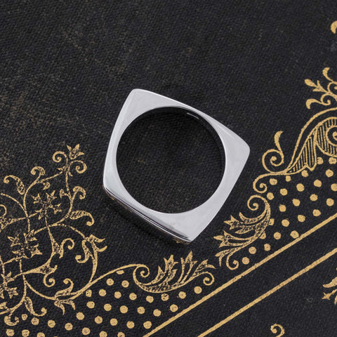 Abstract White Gold Band by Gucci