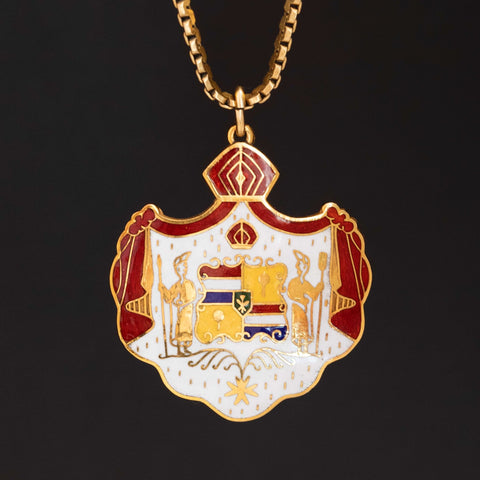 Vintage 14K gold enamel crest pendant necklace